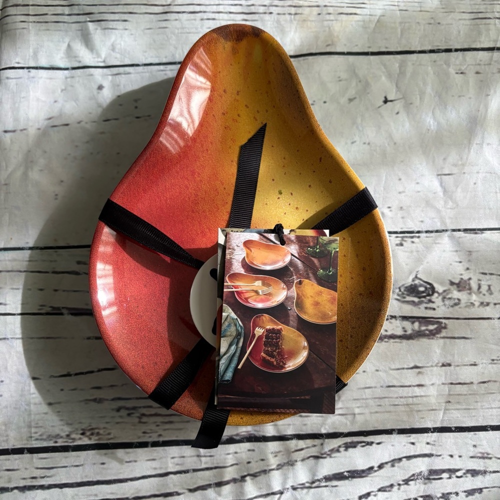 JOHN DERIAN x TARGET 4pk Melamine PEAR Shaped Dessert Plates
